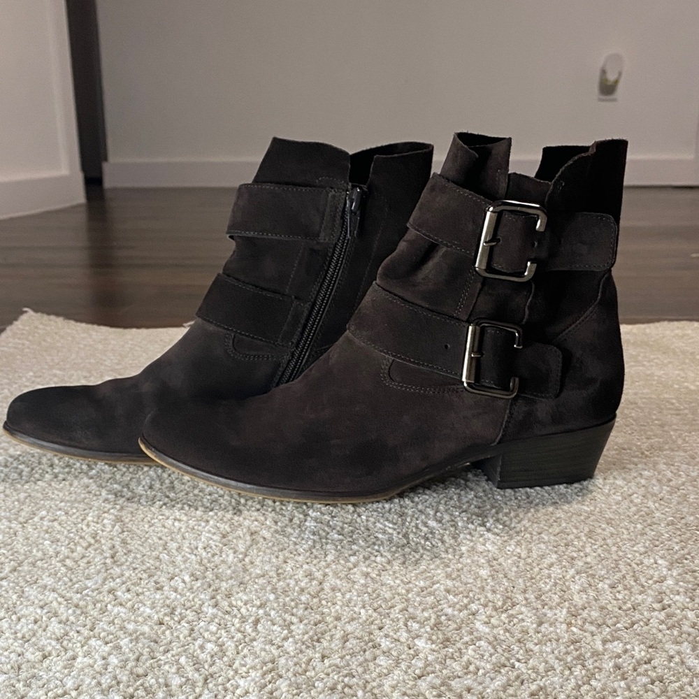 Paul Green Dark Brown Ankle Boots with Double Buckles measures 27.5 centimeters